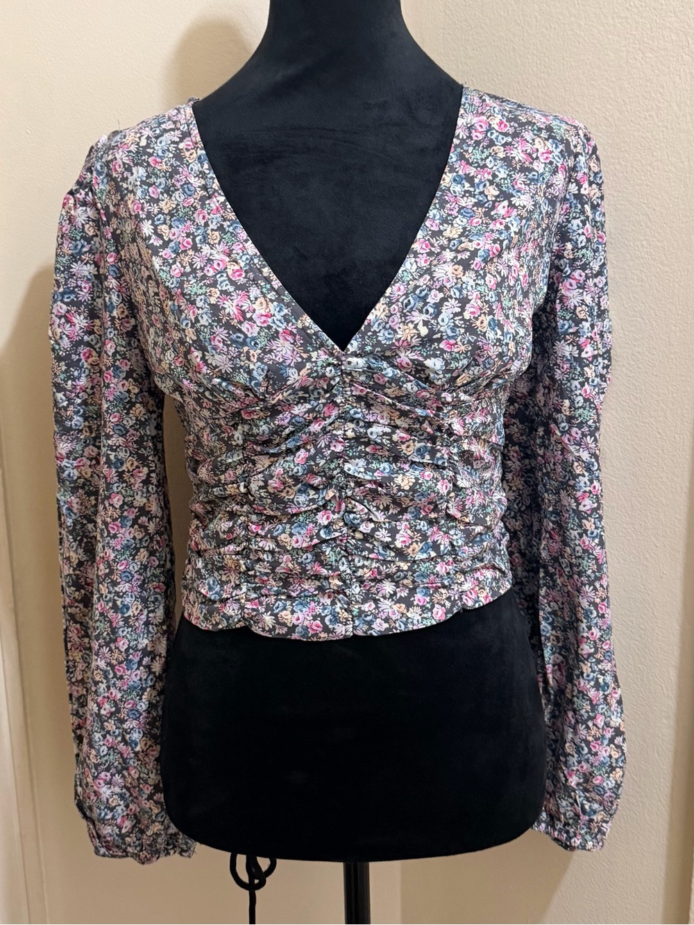 Wild Fable Long Sleeve Floral Crop Top Size S - NWT